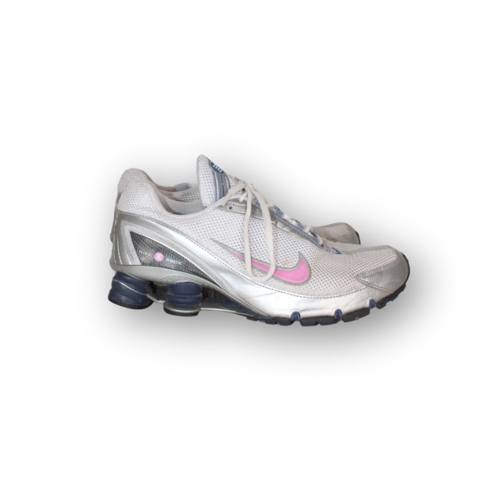 NIKE SHOX
